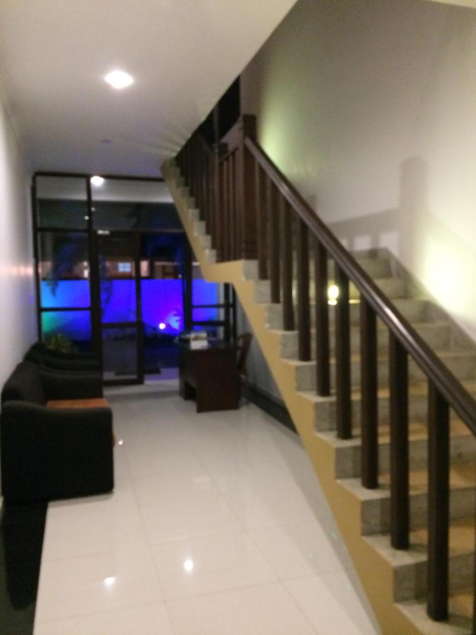 Sunrise Palace Negombo Exterior photo